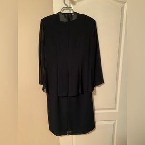 2 piece dress set with detail trim